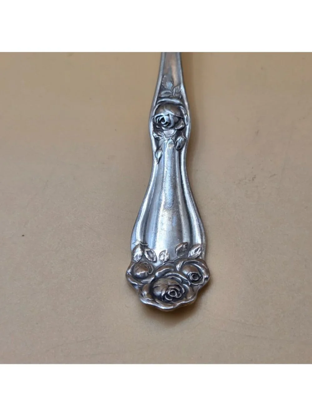 Holmes & Edwards American Beauty Rose Silverplate Berry Spoon Flatware